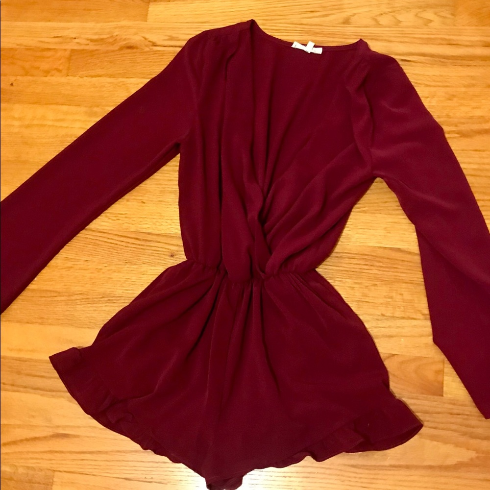 Long sleeve garnet romper!